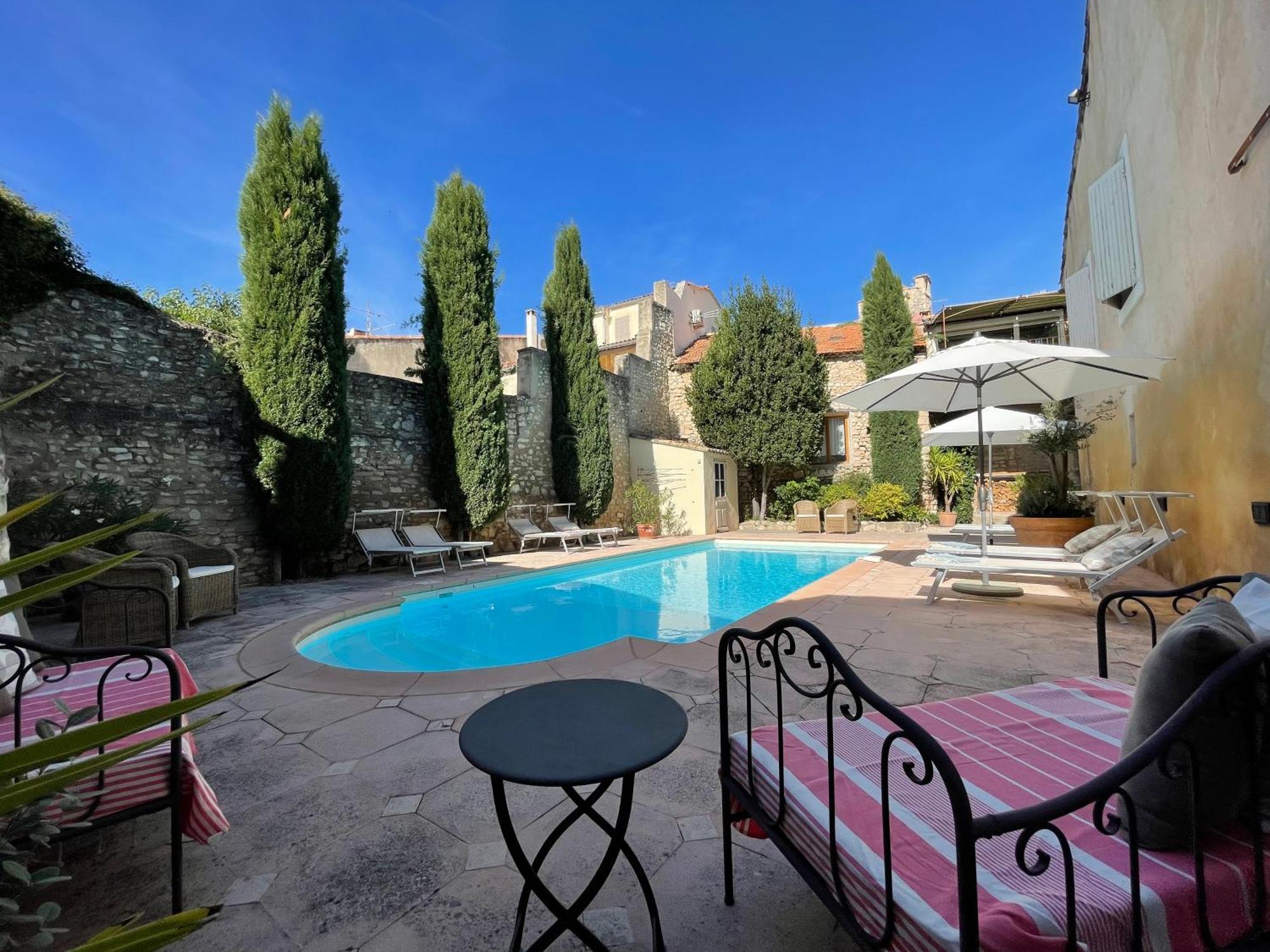 Villa Velleron Экстерьер фото